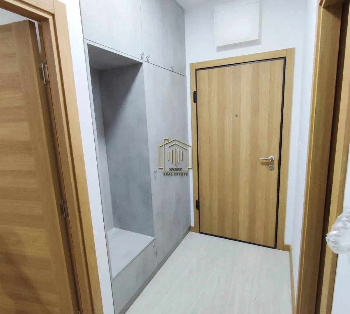 Izdavanje, jednosoban stan, 45m², New City, Podgorica