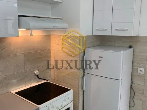 Rent, two bedroom apartment, 65m², Blok 5, Podgorica - image 2