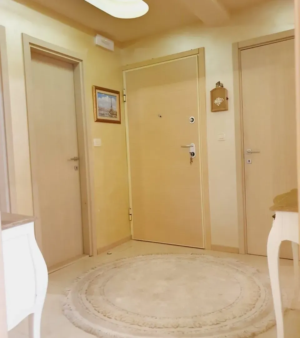 Rent, three bedroom apartment, 100m², City Kvart, Podgorica