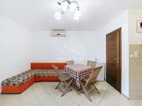 Prodaja, kuća, 199m², Lepetani, Tivat - image 11