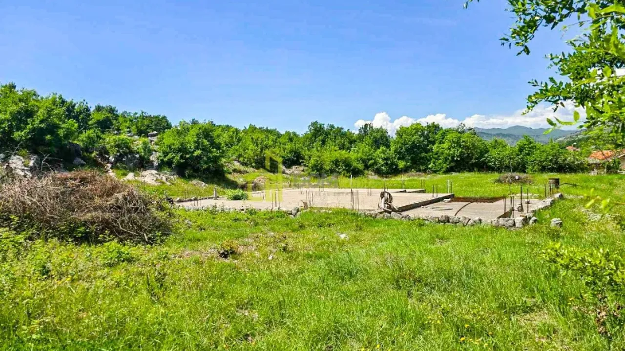 Prodaja, plac, 1500m², Vranići, Podgorica