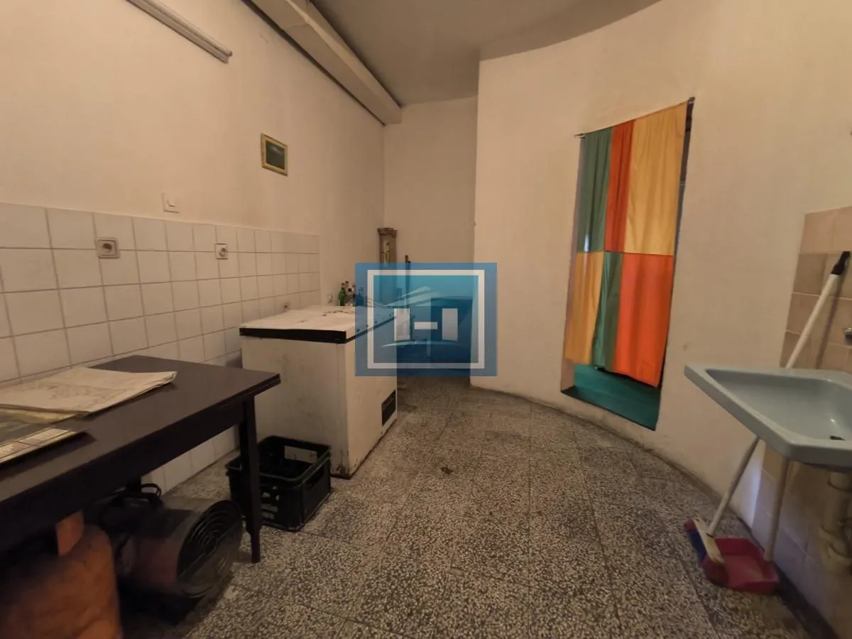 Sale, office space, 490m², Supska, Ćuprija
