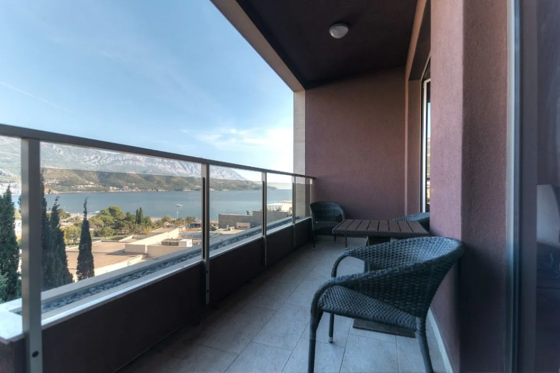 Sale, three bedroom apartment, 83m², Bečići, Budva