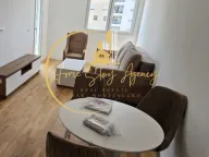 Izdavanje, jednosoban stan, 45m², Centar, Bar - image 1