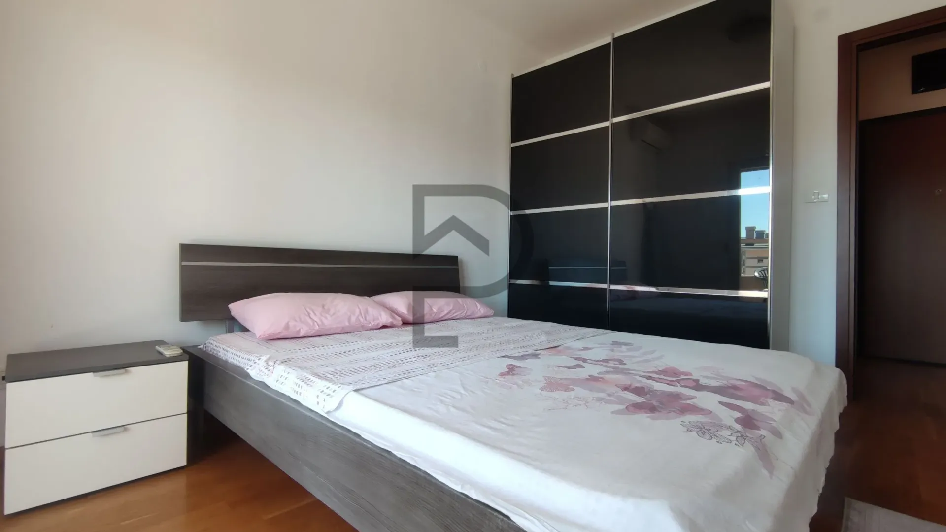 Rent, one bedroom apartment, 54m², City Kvart, Podgorica
