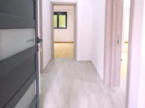 Izdavanje, stan, 95m², Pod Goricom, Podgorica - image 11