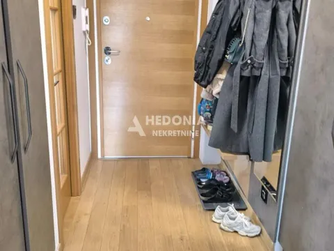 Prodaja, četvorosoban stan, 74m², Stari Grad, Beograd - image 7