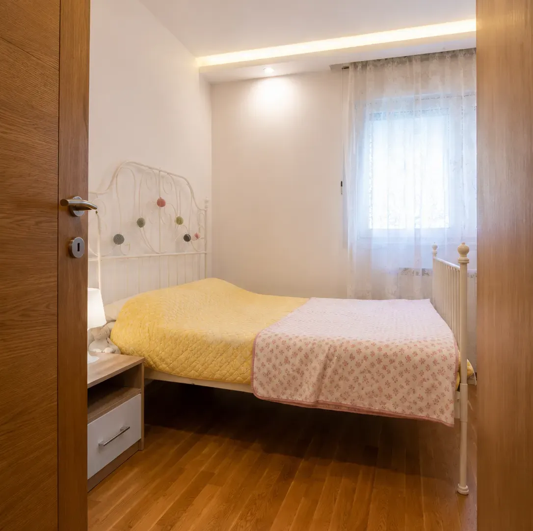Rent, three bedroom apartment, 106m², Kod Big Fashion-a, Podgorica