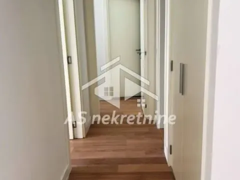 Izdavanje, trosoban stan, 80m², Savski Venac, Beograd - image 7