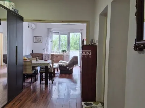 Prodaja, trosoban stan, 62m², Južni Bulevar, Vračar Sve Podlokacije - image 8