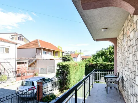 Sale, house, 303m², Konik, Podgorica - image 24