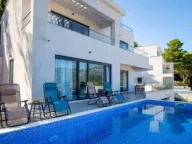 Rent, house, 250m², Budva, Crna Gora - image 5