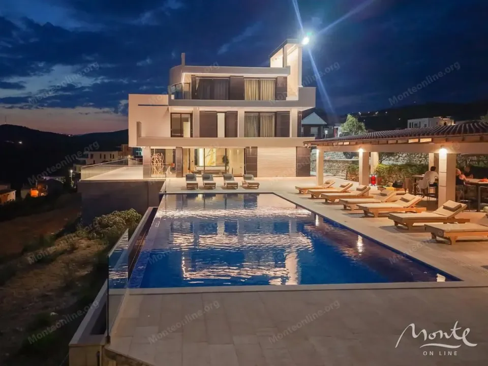 Prodaja, kuća, 1150m², Krimovica, Kotor