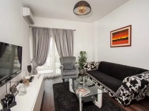 Rent, one bedroom apartment, 48m², Preko Morače, Podgorica - image 1
