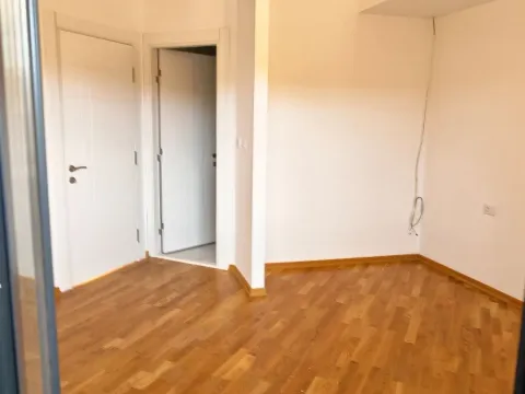 Rent, office space, 117m², Vezirov Most, Podgorica - image 14