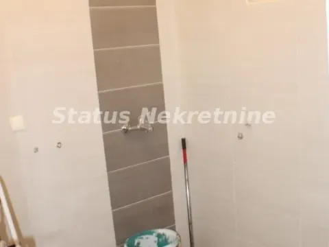 Izdavanje, kuća, 160m², Sremska Kamenica, Petrovaradin - image 10