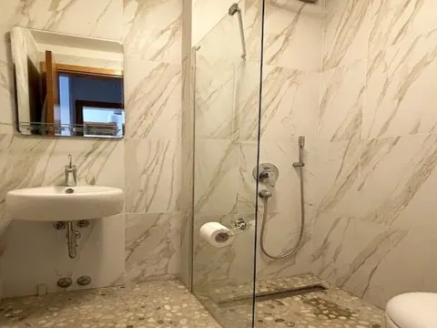 Prodaja, dvosoban stan, 78m², Dobrota, Kotor - image 9