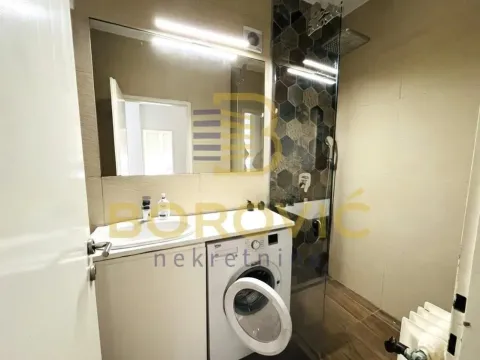 Rent, two bedroom apartment, 67m², Savski Venac, Beograd - image 13