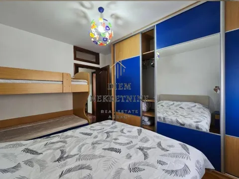 Izdavanje, jednosoban stan, 55m², Centar, Bar - image 8