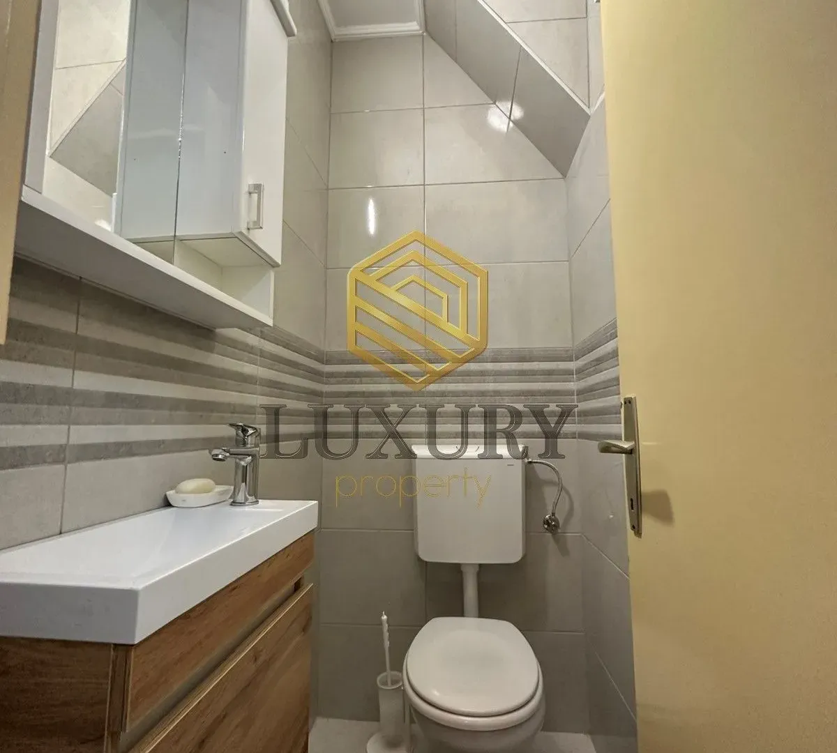 Rent, two bedroom apartment, 70m², Gintaš, Podgorica
