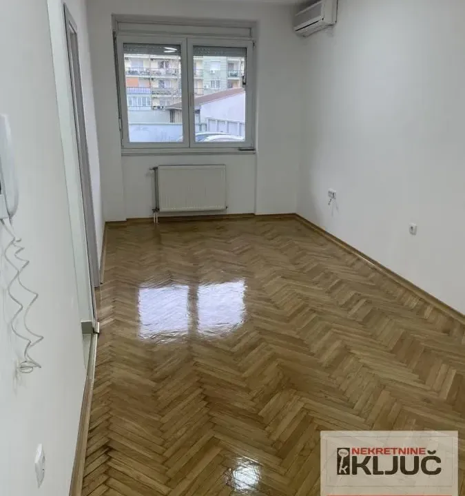 Sale, one bedroom apartment, 30m², Grbavica, Novi Sad Sve Podlokacije