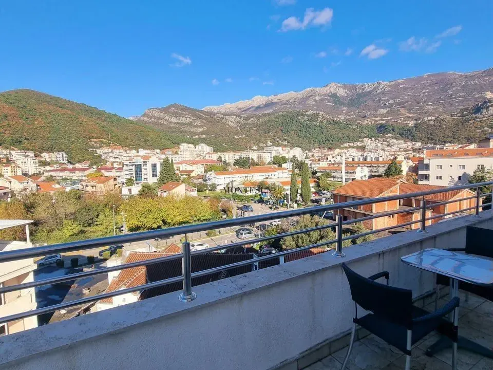 Rent, one bedroom apartment, 38m², Centar, Budva