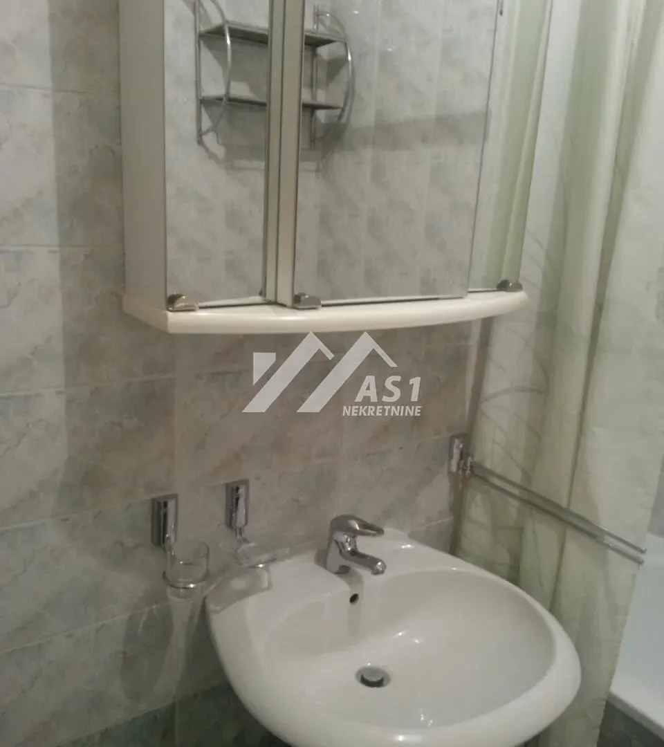 Rent, two bedroom apartment, 56m², Grbavica, Novi Sad Sve Podlokacije