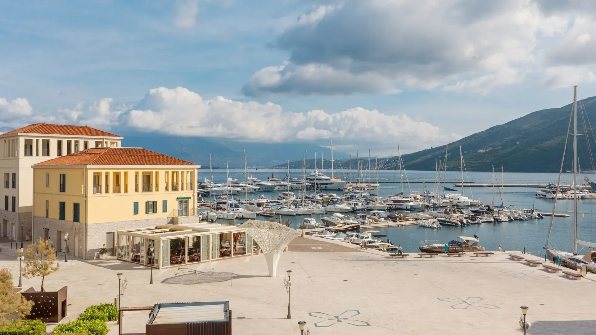 Prodaja, dvosoban stan, 156m², Portonovi, Herceg Novi