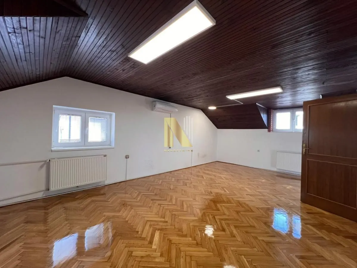 Prodaja, stan, 299m², Telep, Novi Sad Sve Podlokacije