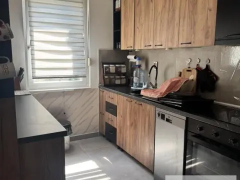 Sale, three bedroom apartment, 71m², Stari Banovci, Stara Pazova - image 11