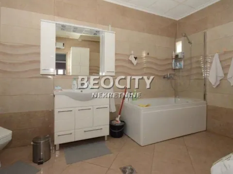 Sale, house, 600m², Konjarnik, Voždovac Sve Podlokacije - image 2