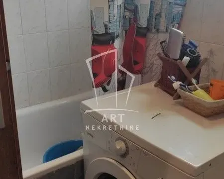 Prodaja, kuća, 236m², Voždovac Sve Podlokacije, Beograd - image 3