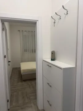 Rent, one bedroom apartment, 45m², Šušanj, Bar - image 8