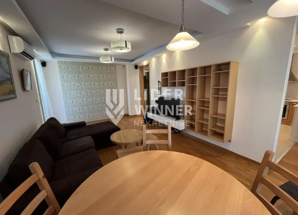 Prodaja, trosoban stan, 106m², Belvil, Beograd