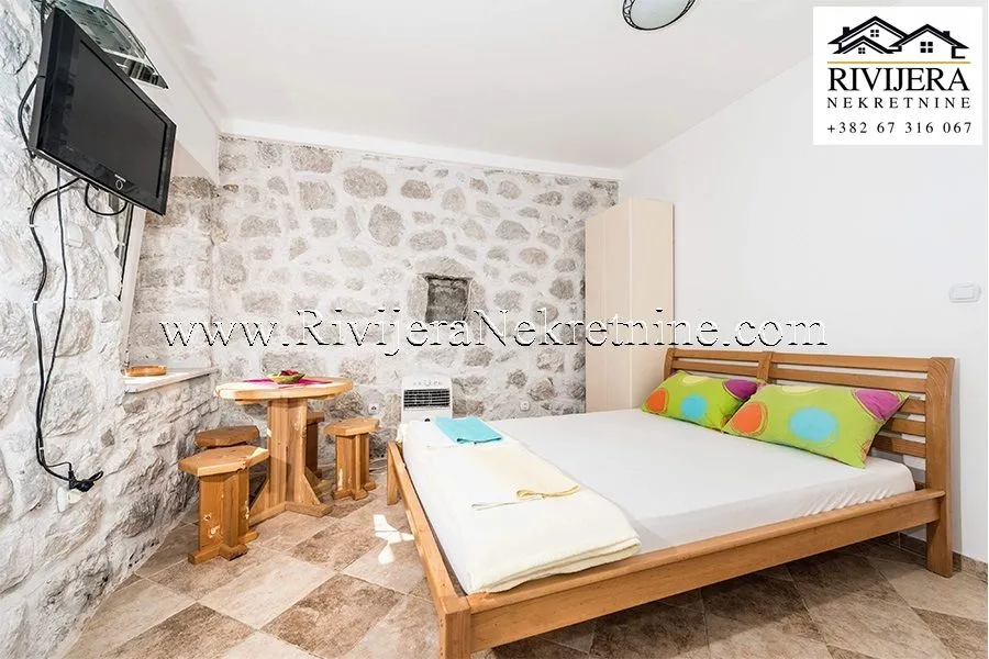 Sale, house, 130m², Lipci, Kotor