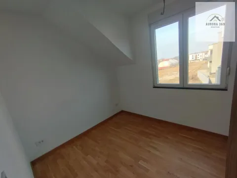 Sale, four bedroom apartment, 92m², Alibegovac, Petrovaradin - image 5