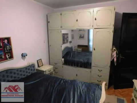 Sale, house, 300m², Kragujevac, Srbija - image 9