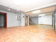 Rent, office space, 131m², Centar, Podgorica - image 2