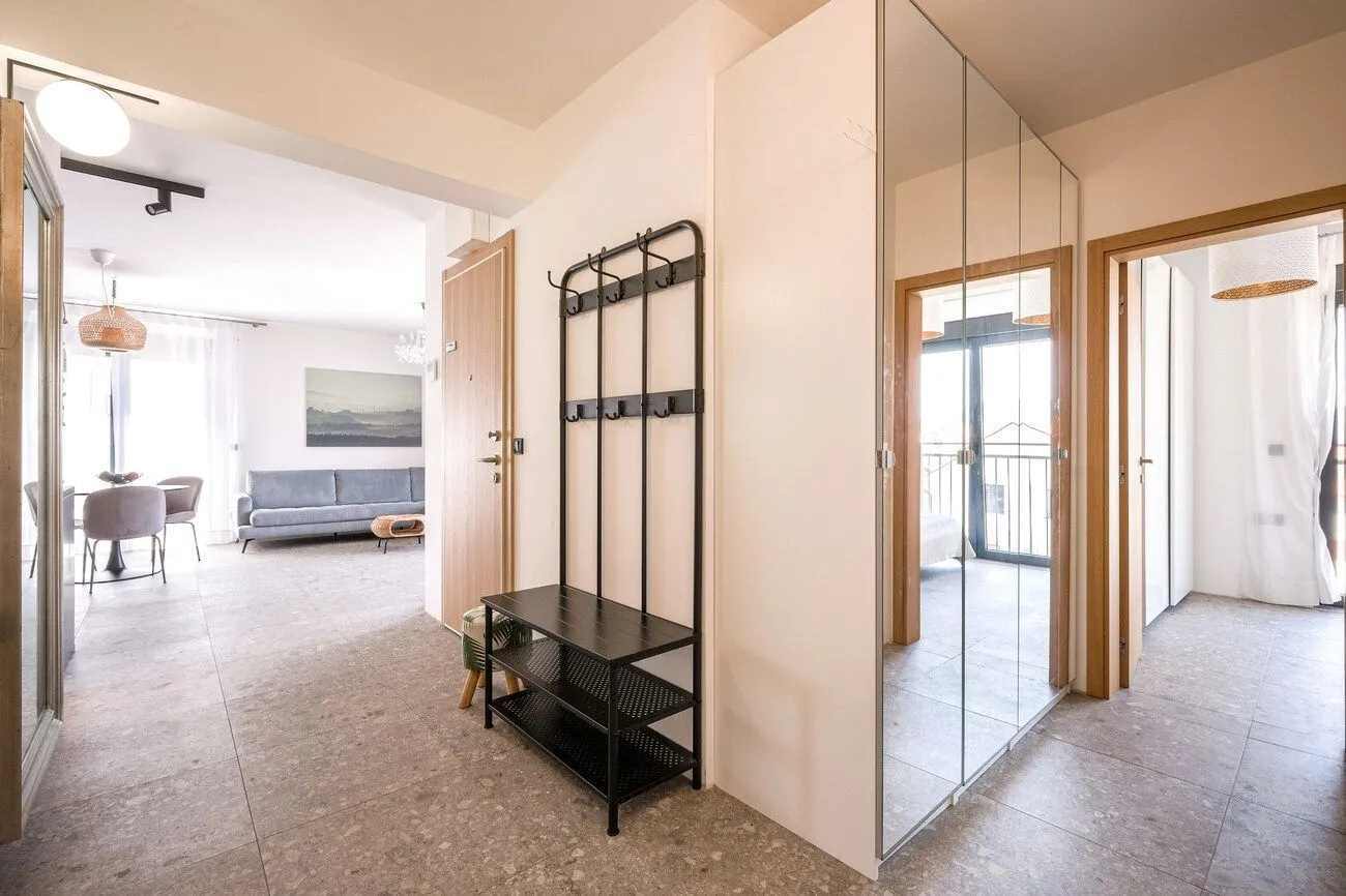 Prodaja, trosoban stan, 77m², Tivat, Crna Gora