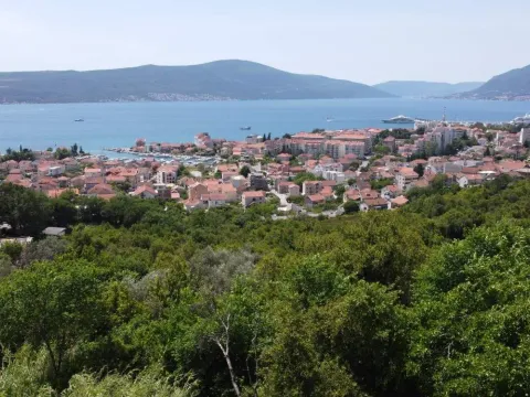 Prodaja, plac, 1240m², Tivat, Crna Gora - image 1