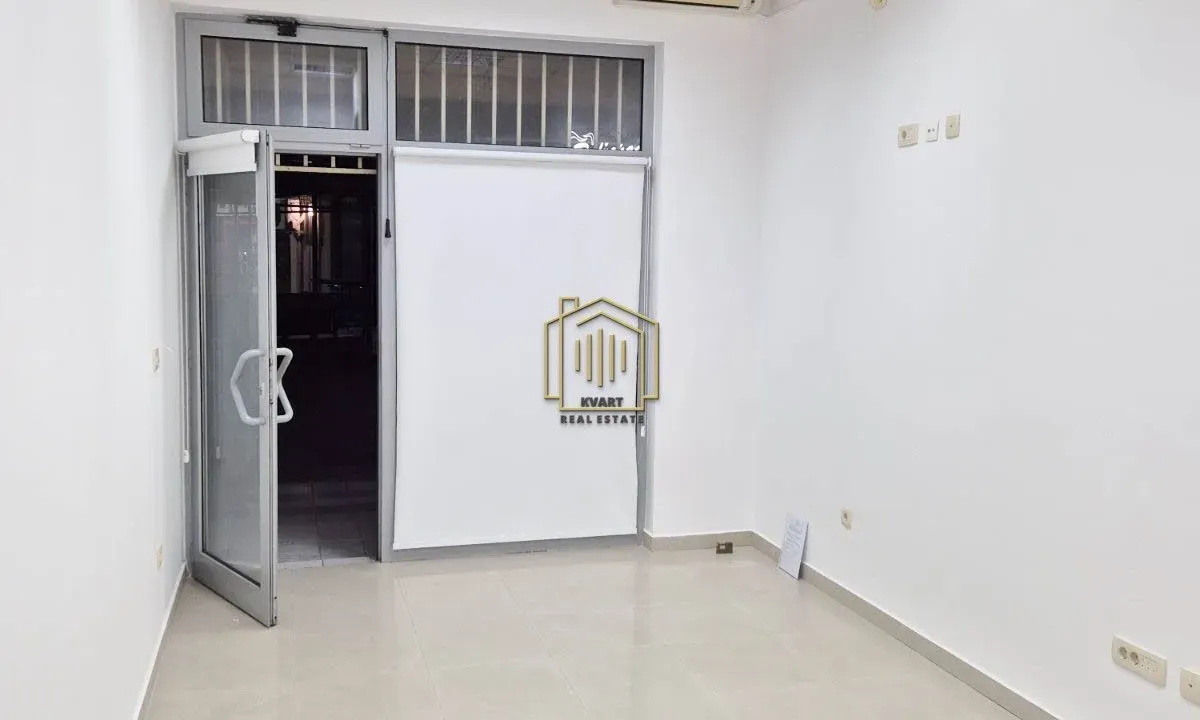 Rent, office space, 20m², Stari Aerodrom, Podgorica