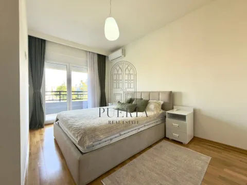 Izdavanje, dvosoban stan, 104m², Zabjelo, Podgorica - image 12