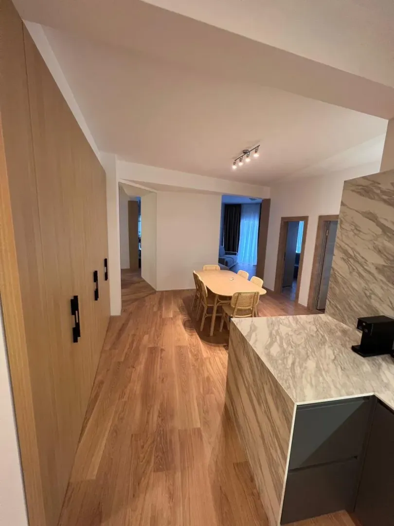 Prodaja, dvosoban stan, 79m², Rafailovići, Budva