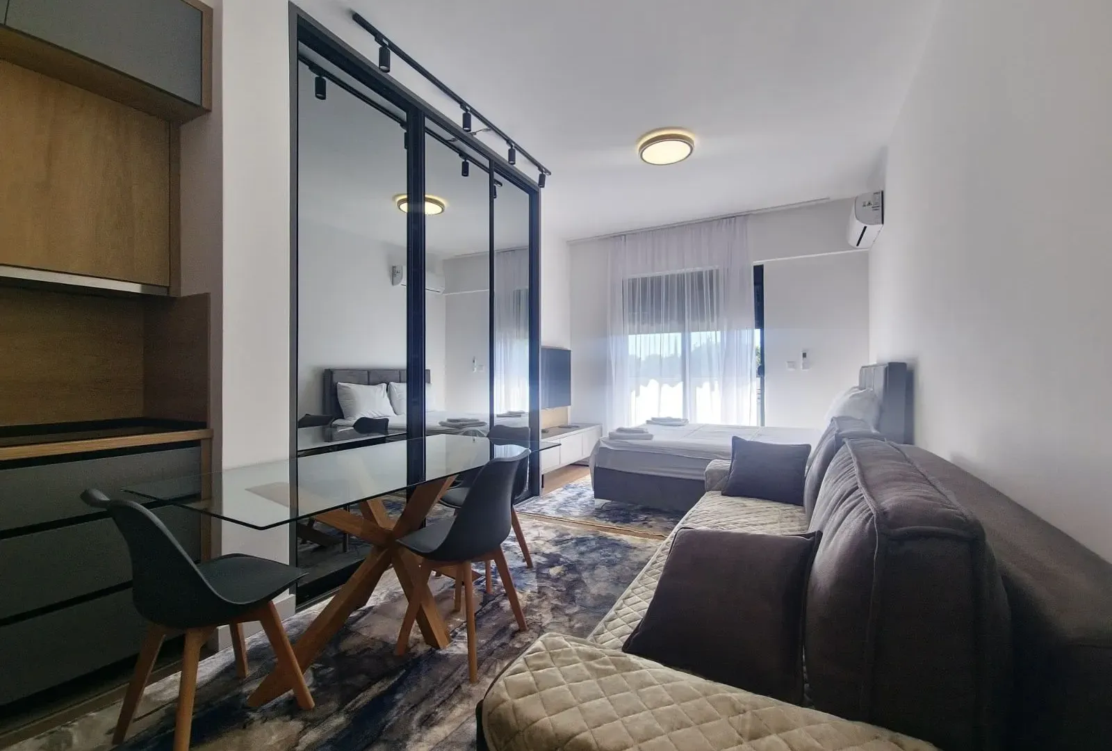 Rent, studio apartment, 33m², Bečići, Budva