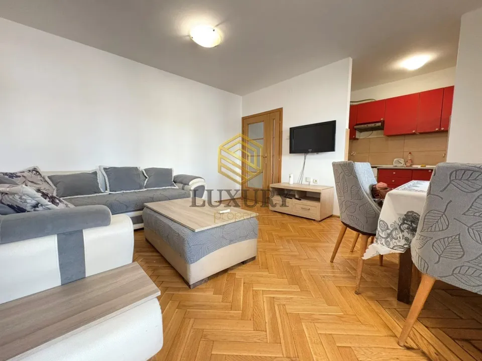 Rent, two bedroom apartment, 70m², Blok 9, Podgorica