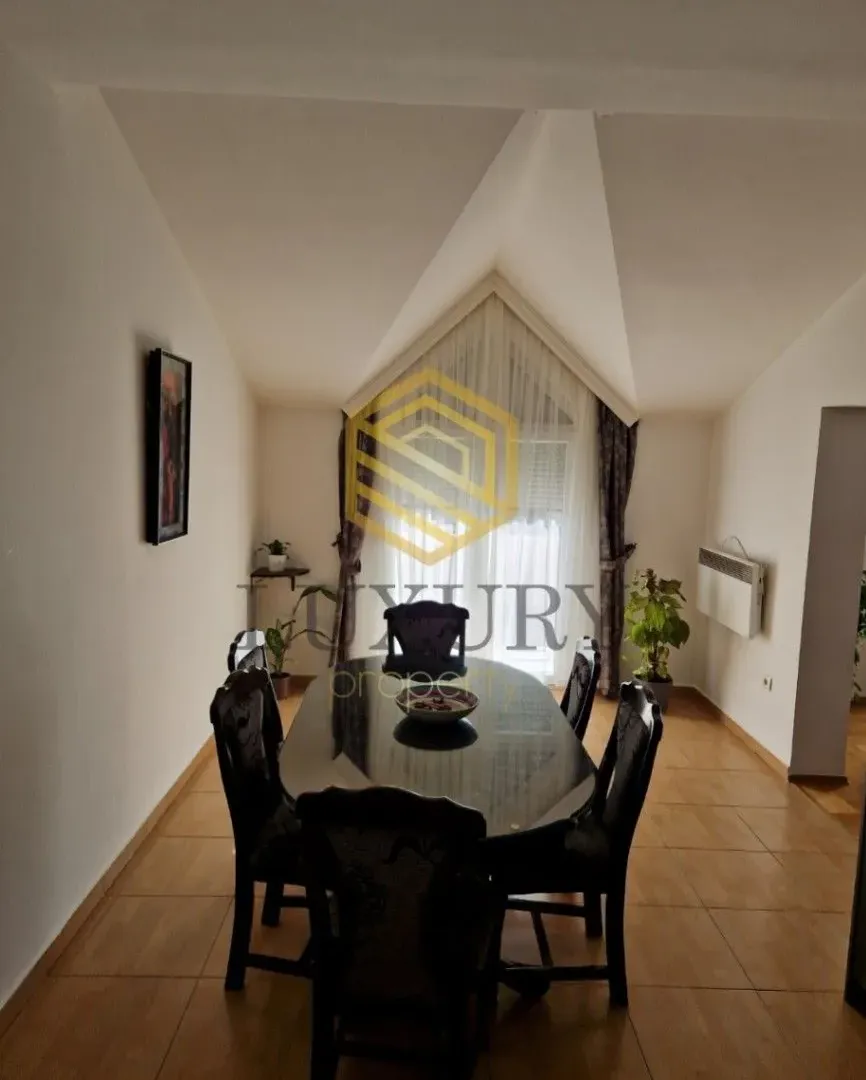 Rent, two bedroom apartment, 115m², Tološi, Podgorica