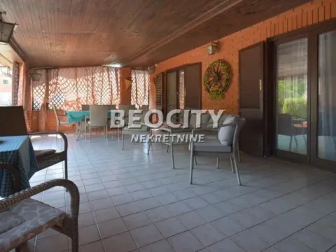 Prodaja, kuća, 360m², Kudeljarski Nasip, Pančevo - image 14