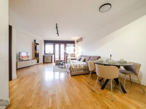 Izdavanje, trosoban stan, 111m², Vračar Hram, Vračar Sve Podlokacije - image 5