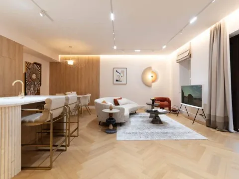 Sale, three bedroom apartment, 201m², Porto Montenegro, Tivat - image 3