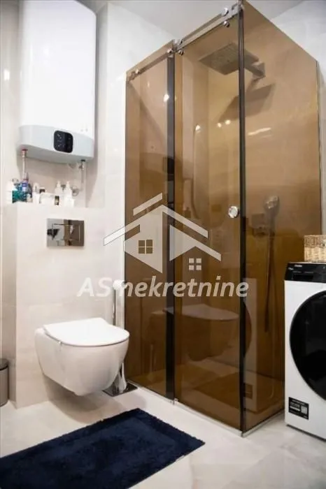 Izdavanje, dvosoban stan, 60m², Čubura, Beograd